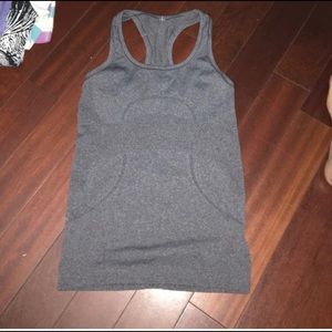 Lululemon tank top gray